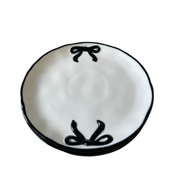 Hand Painted Coquette Black Bow Salad Plates 9in White Ceramic Set of 4 NEW - Picture 5 of 13